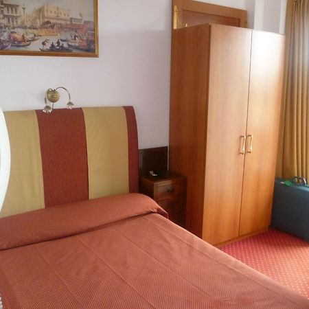 Hotel San Salvador Bellaria-Igea Marina Dış mekan fotoğraf